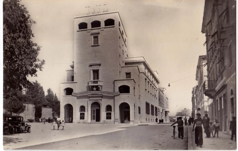 PULA POLA FOTOGRAFIJA TITO FOTO ZAGREB STARA RAZGLEDNICA 