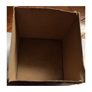 BIZJAK KEKSI, BISCUITS, STARA KARTONSKA KUTIJA, ZAGREB, BEZ POKLOPCA