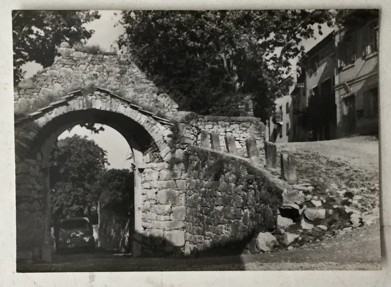 Buzet: stara razglednica Velika vrata