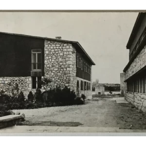 Medulin: stara razglednica Dječje ljetovalište NOGZ - a zgrade 2