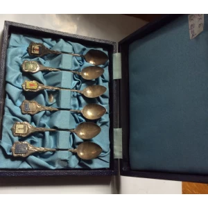 SREBRENE  ŽLIČICE  SA GRBOVIMA NAŠIH GRADOVA  NA DRŠKAMA