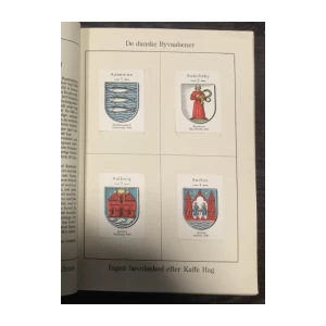 Kongeriket Danmarks Byvaabener - Sveriges Riksvapen