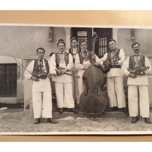 ZAGREB STARA RAZGLEDNICA SEOSKI MUZIKANTI IZ OKOLICE ZAGREBA (ŠESTINE)  R0042