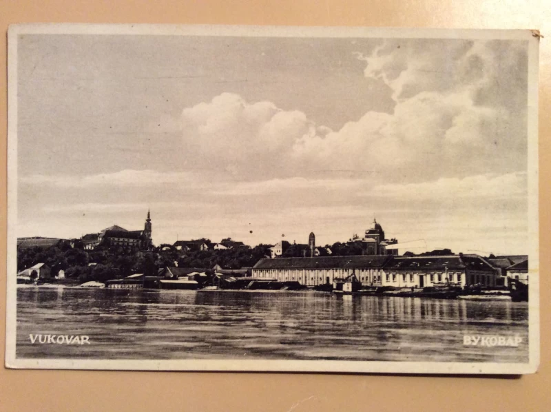 VUKOVAR STARA RAZGLEDNICA S OBALE 1934. R0303