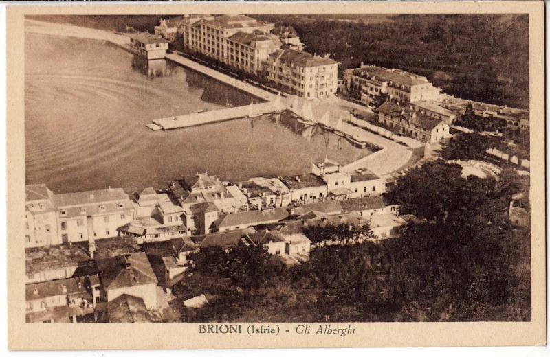 POLA PULA ISTRA HRVATSKA OTOK BRIONI HOTELI GLI ALBERGI  STARA RAZGLEDNICA 