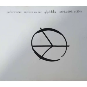 Katarina Balogh: performance modom za mir gliptoteka 28.06.1995