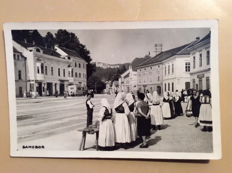 SAMOBOR STARA RAZGLEDNICA ULICA NARODNA NOŠNJA