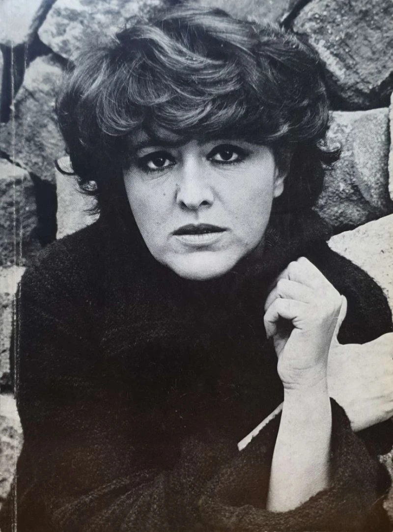 Jagoda Buić: Structures tissées murales et spatiales