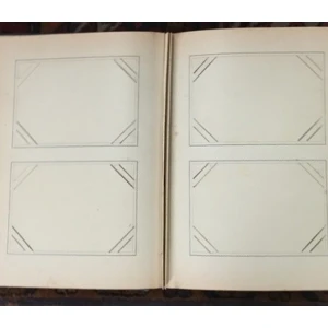 Album za Razglednice stari sa početka 20-tog st. sa ukrasnim detaljem Anđeo sa pismima