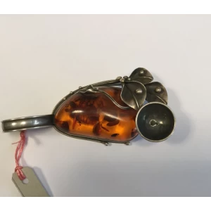 SVIJEĆNJAK OD JANTARA I SREBRA